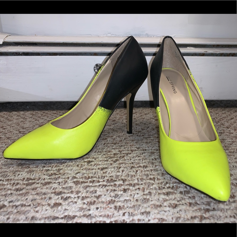 Never worn before Neon/Black shoes